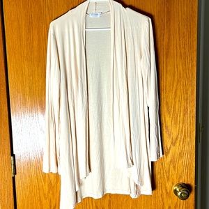 Long sleeve cardigan with pockets
